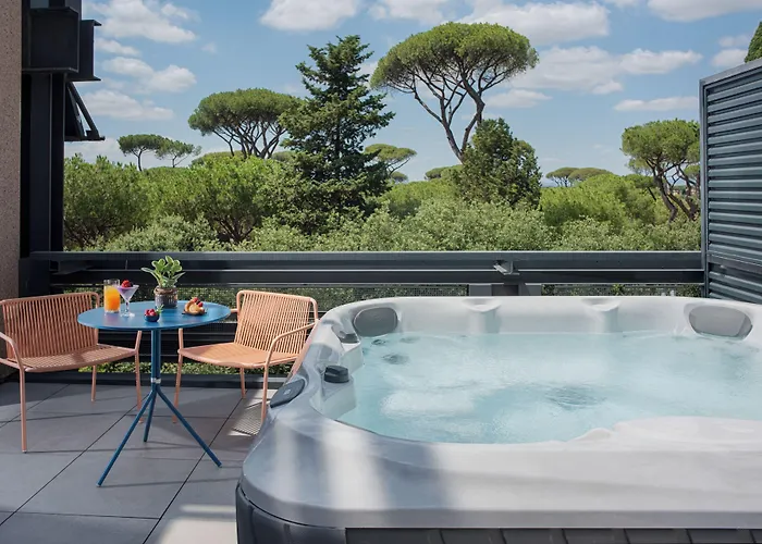 Hotel Nhow Vittorio Veneto 4*